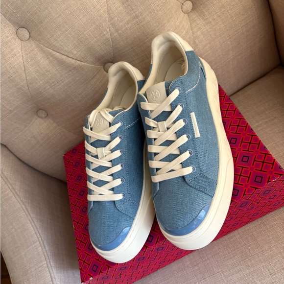 Tory Burch Jeans Ladybug Sneakers - Picture 4 of 9